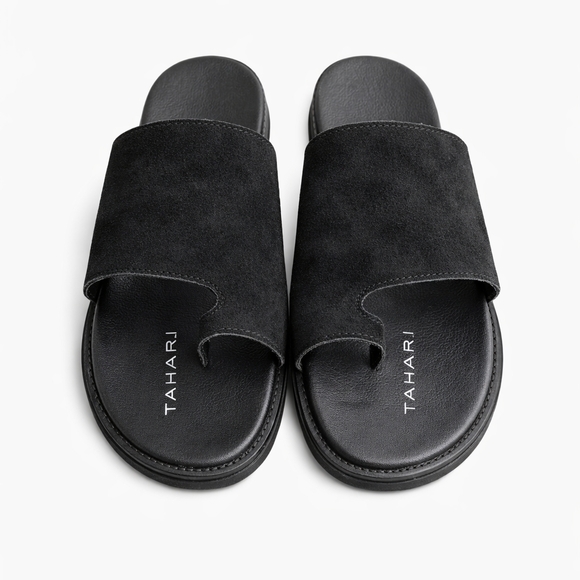 🪷 Tahari Black Suede Sandals Slides Sz.7 Low Heel Comfort Chic - Picture 6 of 8